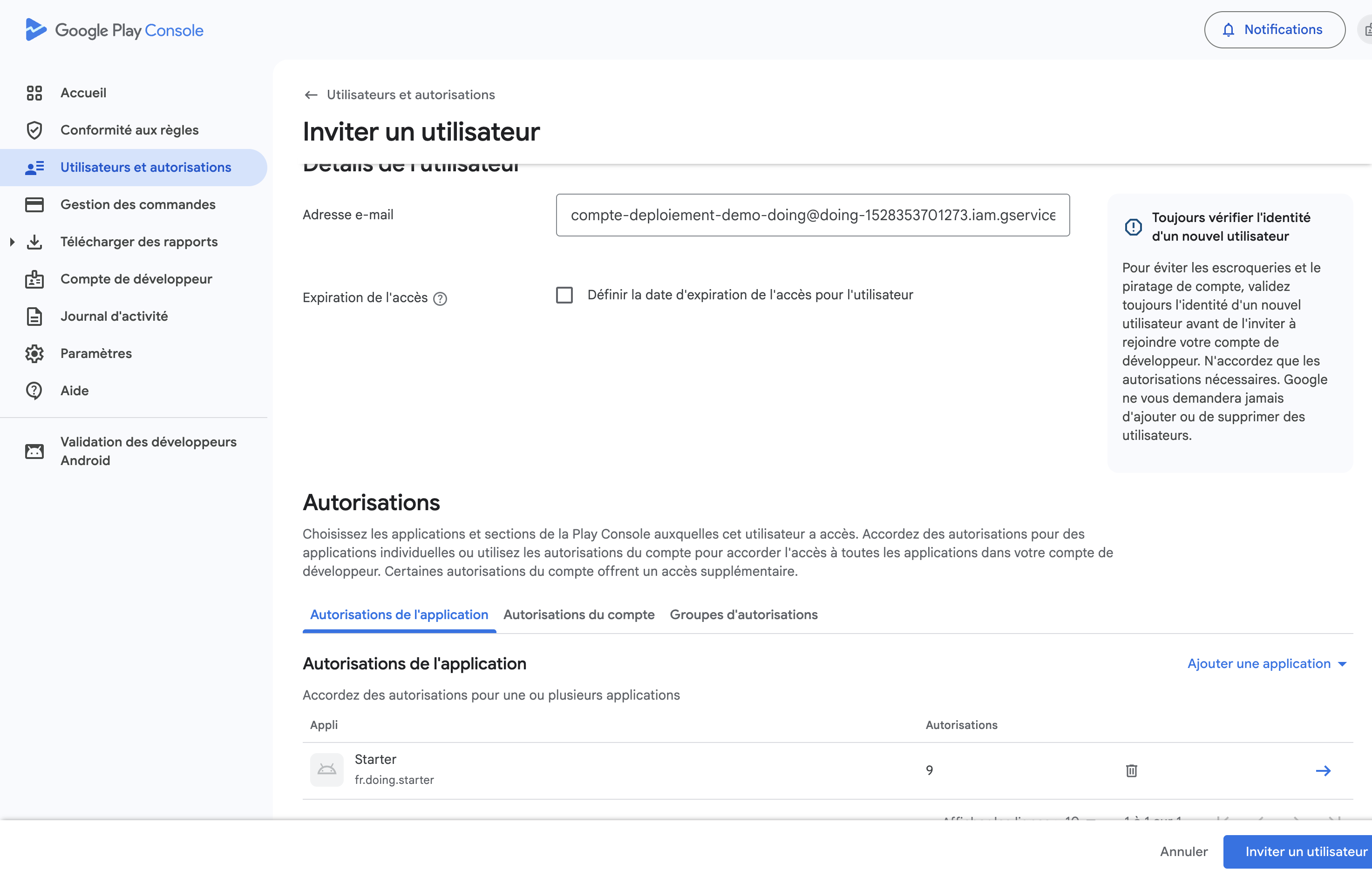 Inviter l'utilisateur dans la Play Console